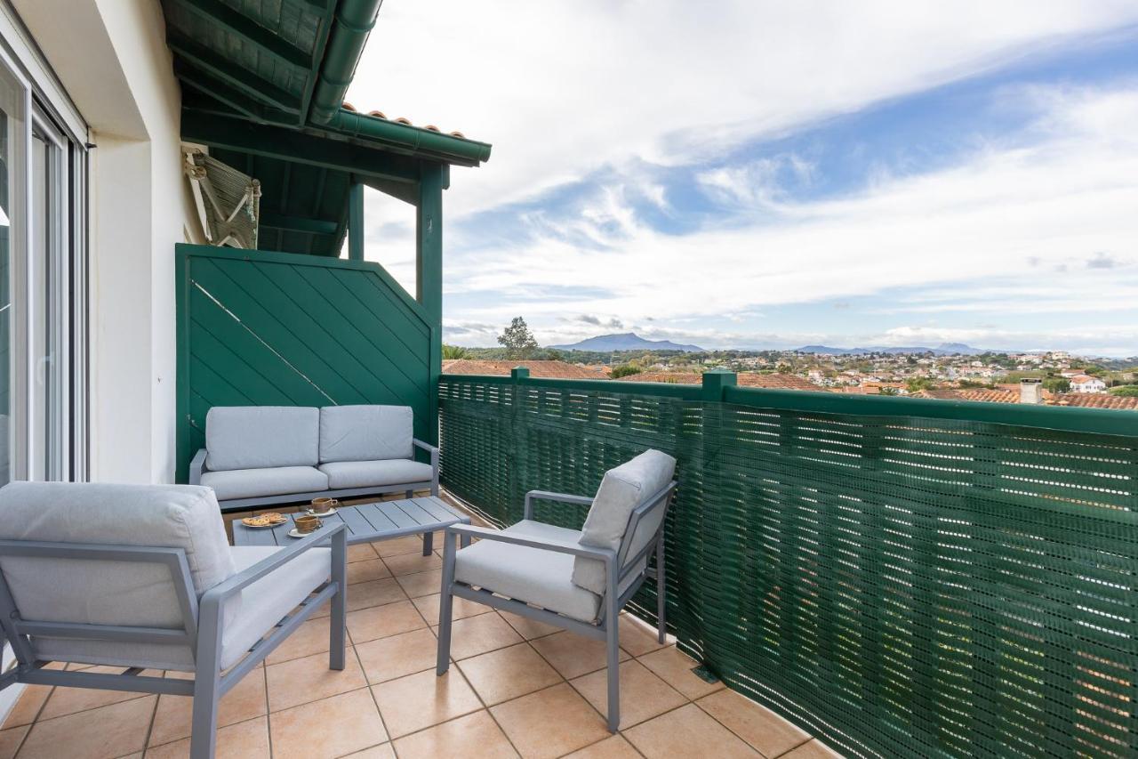Larrun - Vue Sur La Montagne Proche De La Plage Bidart Exterior foto