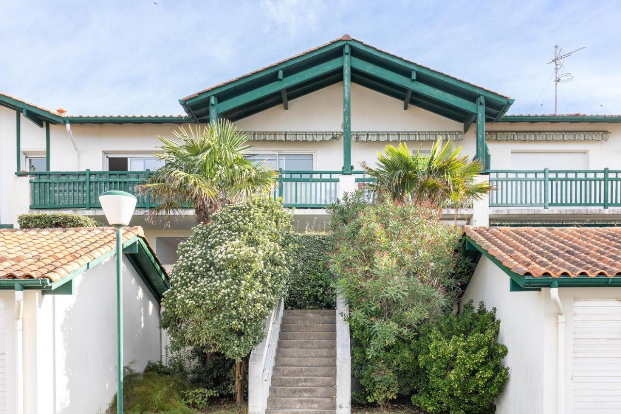 Larrun - Vue Sur La Montagne Proche De La Plage Bidart Exterior foto